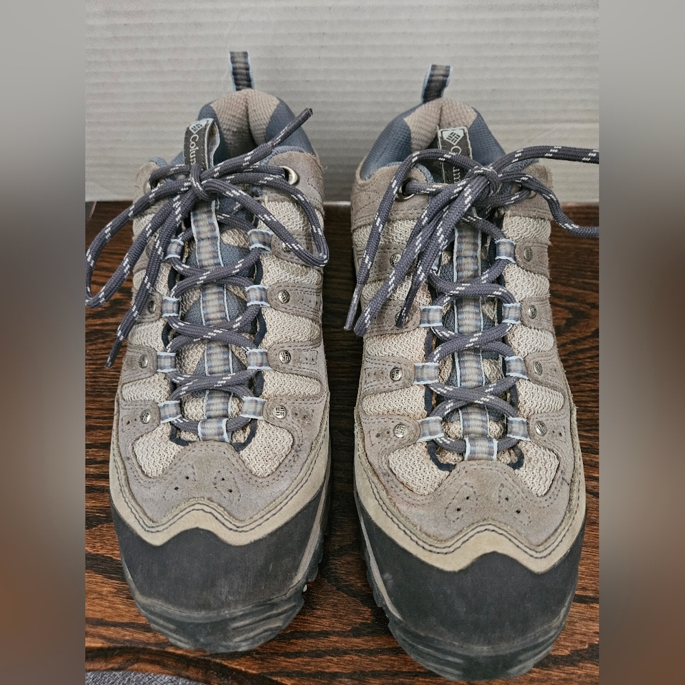 Columbia Women's Gray Hiking Shoes - Cushioned Trail Sneakers